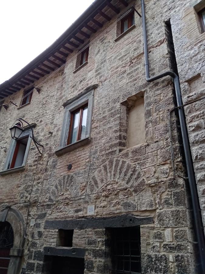 La Dimora Di Pietra Daire Gubbio Dış mekan fotoğraf